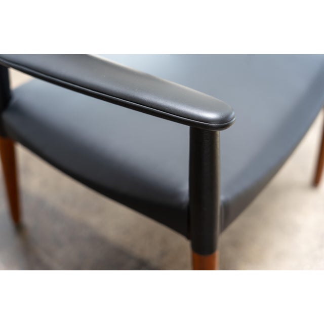 Wood Leather Armchair by Ejnar Larsen and Aksel Bender Madsen for Willy Beck, 1949 For Sale - Image 7 of 11