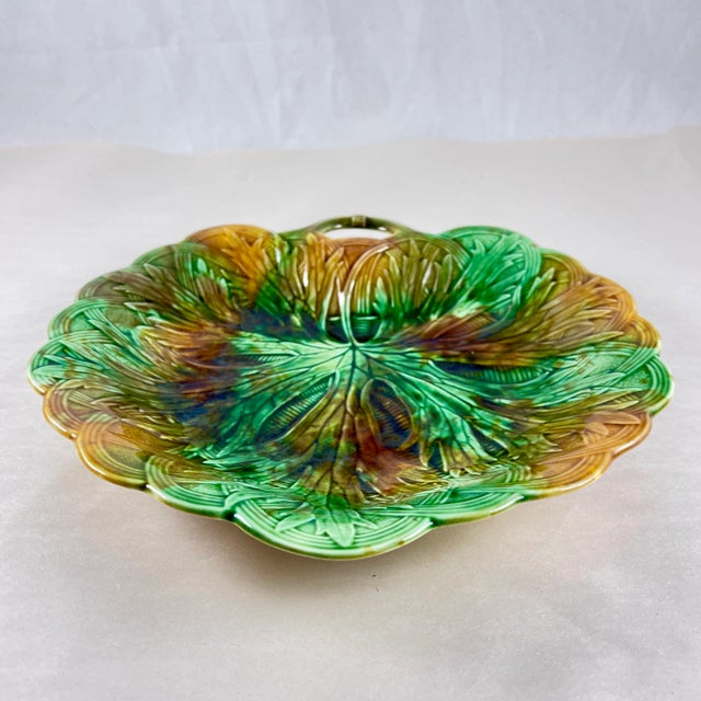 Josiah Wedgwood Majolica Multi-Color Leaf on Basket Handled Platter For Sale In Philadelphia - Image 6 of 12