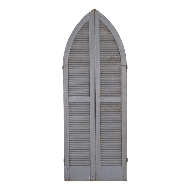 Pair of Weathered Gray-Painted Arched Dome Louvered Doors, 19th Century For Sale