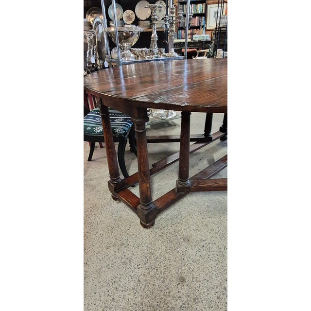 English 18th C Style Drop Leaf English Table For Sale - Image 3 of 5