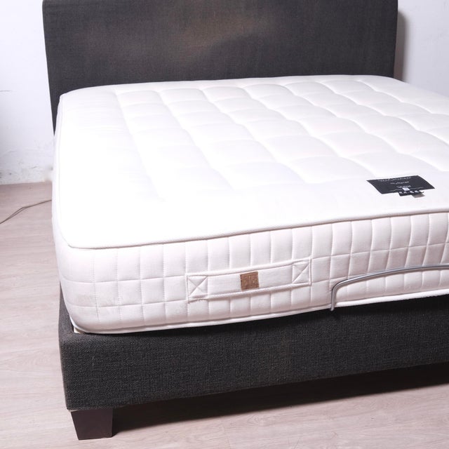 Double Bed with Motorized Base from Treca Interiors Paris, 2000s For Sale - Image 16 of 18