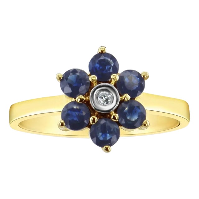 Sapphire Flower Shaped Ring 14K Yellow Gold, Size 5 For Sale