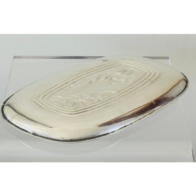 Silver Mid Century International Silver Company Plated Silver Tray For Sale - Image 8 of 12