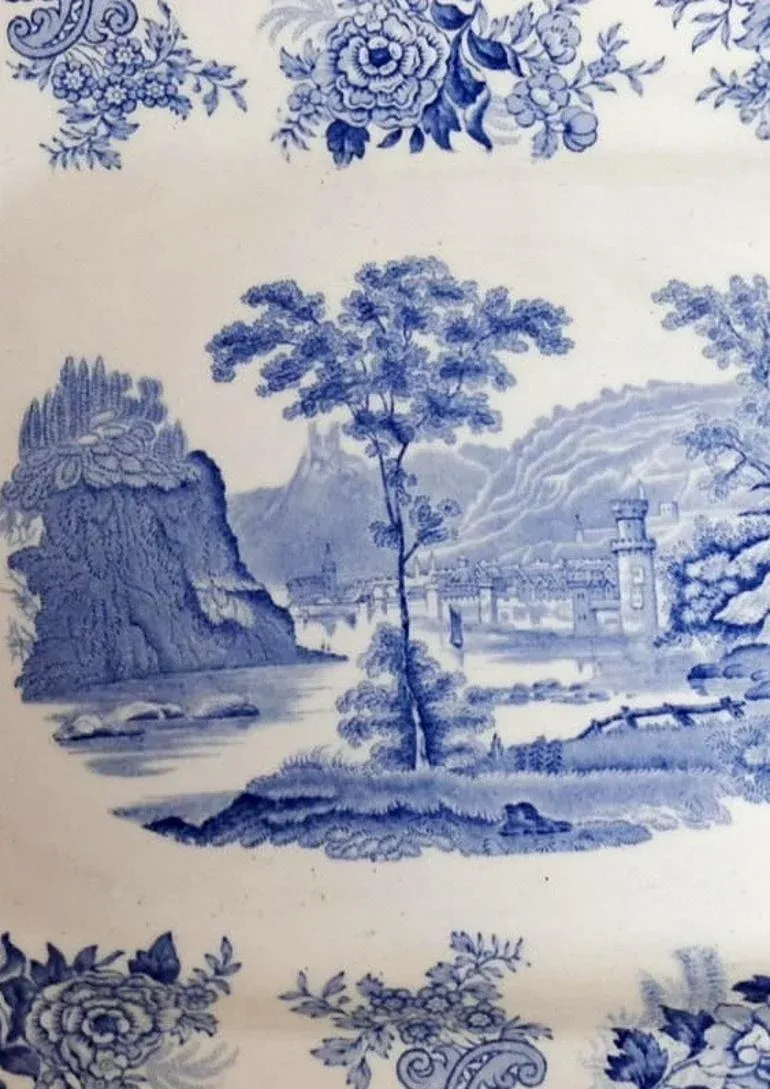 Early 20th Century Copeland-Spode English Platter With Blue