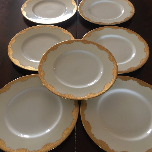 White Minton Gold Encrusted Dinner Plates Pattern H2564 - Set of 7 For Sale - Image 8 of 12