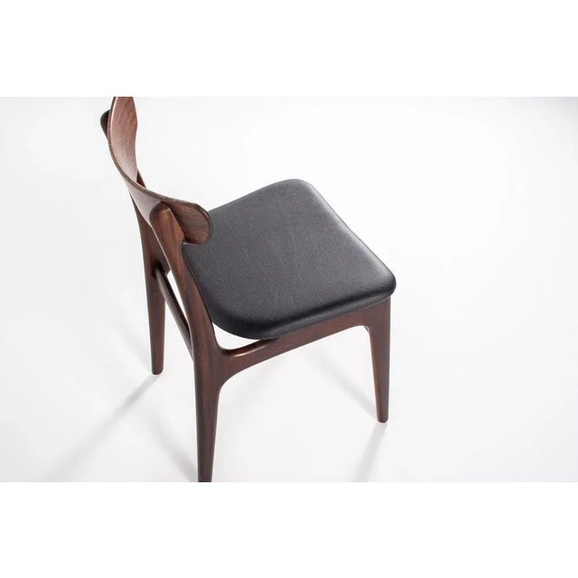 Mid-Century Chairs and Extendable Dining Table in Rosewood by Schiønning & Elgaard for Randers Møbelfabrik, Denmark, 1960s, Set of 7 For Sale - Image 17 of 18