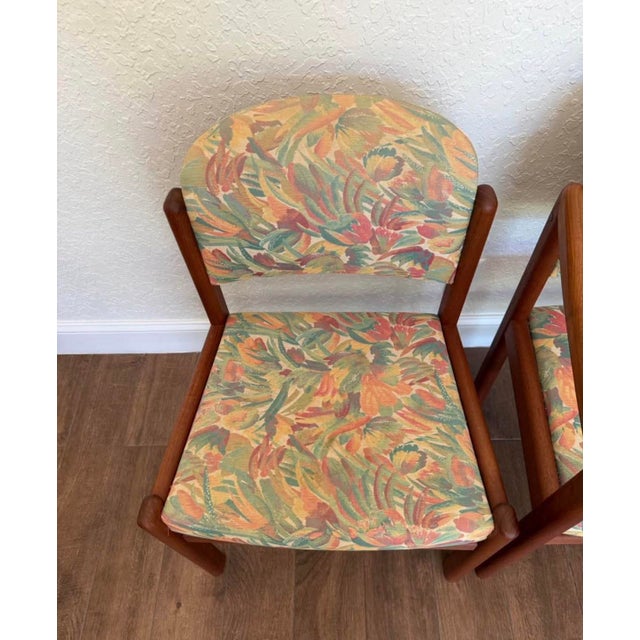 1970s Vintage Mid-Century Modern Teak Dining Chairs - Set of 4 For Sale - Image 5 of 10