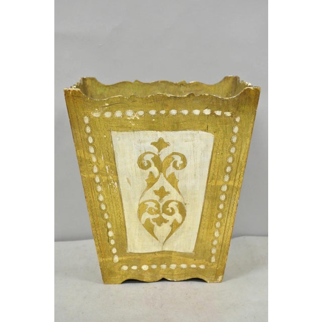 Vintage Italian Florentine Hollywood Regency Gilt Giltwood Wastebasket Trash Can For Sale - Image 12 of 17