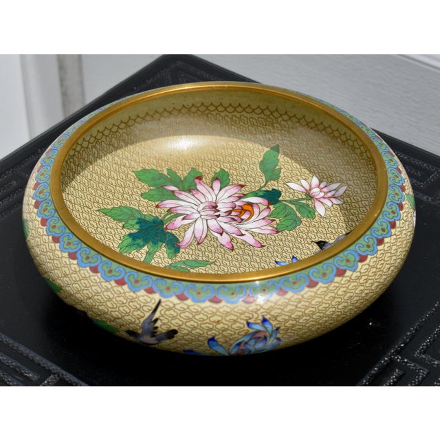 1970s Vintage Chinese Cloisonne Enamel Bowl Bird Chrysanthemum Floral Centerpiece 8" For Sale - Image 5 of 12