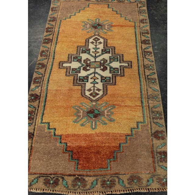 Turkish Mini Rug Oriental Hand Knotted Vintage Rug 1'7" x 3' #21220 Explore a curated collection of hallway runners, wool...