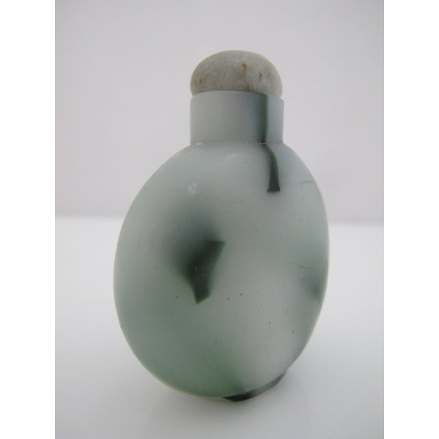 Glass Vintage Chinese Beijing Green Splash Glass Snuff Bottle For Sale - Image 7 of 10