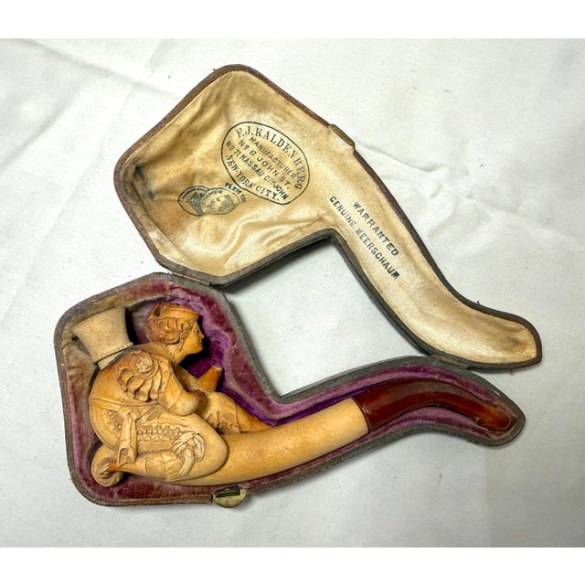 Antique 19th Century Carved Meerschaum Victorian Lady Figural Nyc Smoking Pipe For Sale In New York - Image 6 of 17