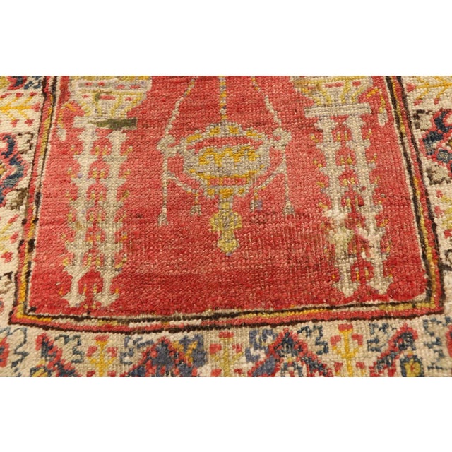 Vintage Turkish Oushak Rug, Turkish Prayer Rug - 01'11 X 02'10 For Sale - Image 4 of 10