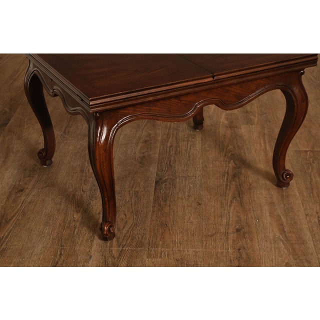 Henredon French Louis XV Style Oak Expanding Coffee Table For Sale In Philadelphia - Image 6 of 18