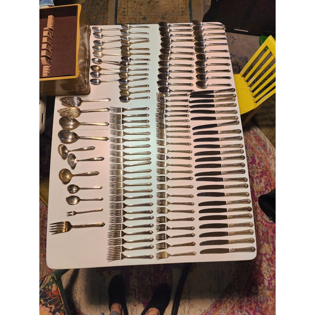 Mid-Century Modern 1950s Rogers & Bros Starlight 24 Place Silver Plated Flatware Set For Sale - Image 3 of 10