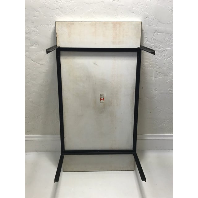 1950s Florence Knoll T-Angle Coffee Table No. 115 in White Laminate For Sale - Image 5 of 8