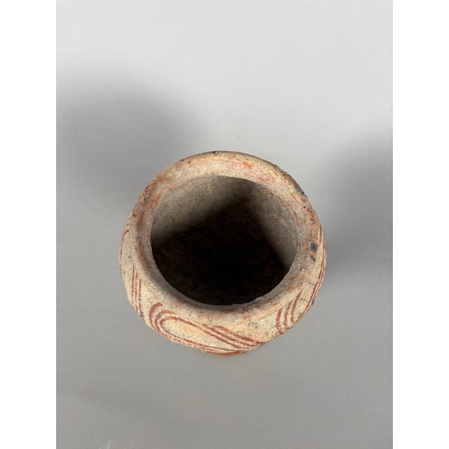 15th Century & Earlier Terracotta vases from Ban Chiang, Thailand, Archaeology, 1000 BC For Sale - Image 5 of 7