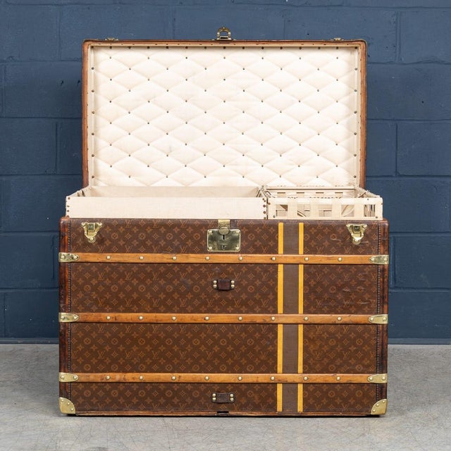 Antique French Trunk in Monogram Canvas from Louis Vuitton, 1920 For Sale - Image 9 of 18