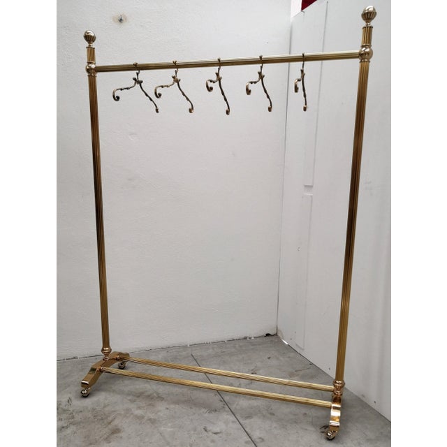 Hollywood Regency Gilt Brass Clothing Rail by Milo Baughman, Italy, 1970s For Sale - Image 3 of 9
