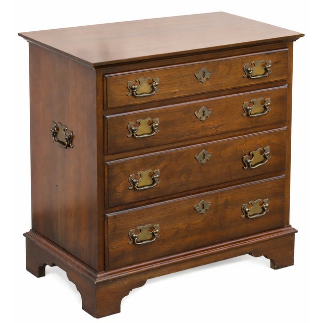 Mid-Century Modern Vintage Pennsylvania House Chippendale-Style Four-Drawer Chest For Sale - Image 3 of 10