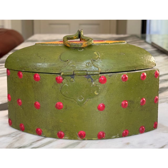 Presenting an intentionally rustic decorative tea or incense holder made in India. Lively and seasonless in color, certain...