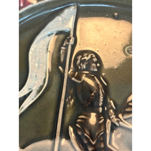 Antique French Barbotine Majolica Jeanne d'Arc Charger, "Honneur Et Patrie" For Sale In Atlanta - Image 6 of 10