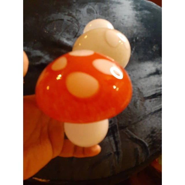 1980s Pair of Vintage Art Glass Mushroom Figurines For Sale - Image 5 of 8
