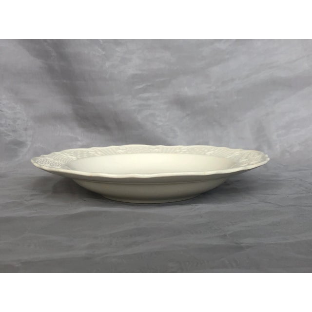 1940s Washington Colonial Vogue Pottery Soup Bowl For Sale - Image 5 of 12
