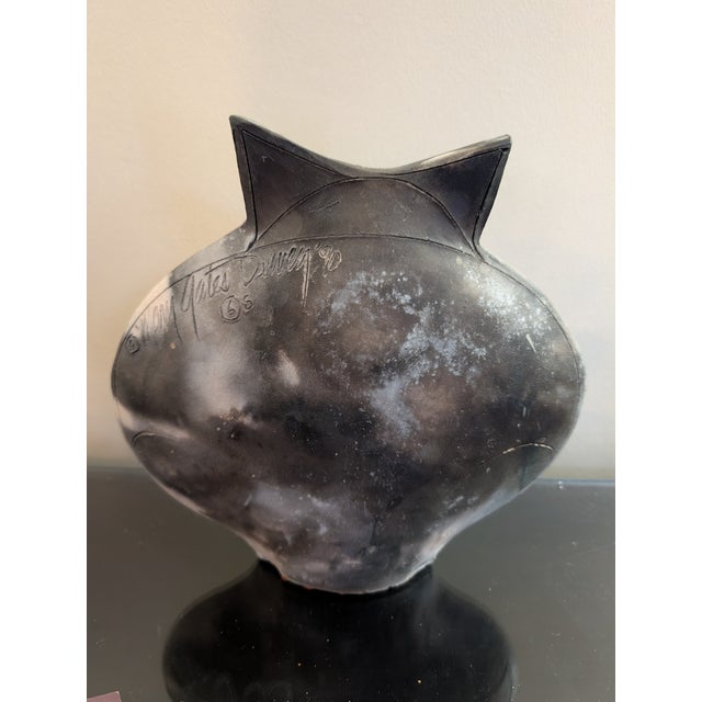Mary Dewey Gates Signed Sitting Cat Original Studio Art Pottery Sculpture For Sale - Image 4 of 8