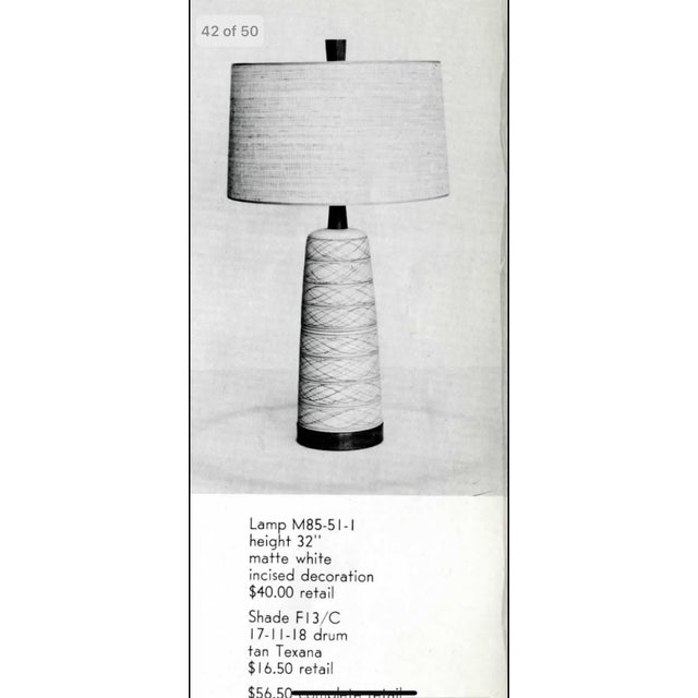 1960s Gordon and Jane Martz M85 Lamp for Marshall Studios Matte White Blue and Tan Incised Decoration For Sale - Image 11 of 11