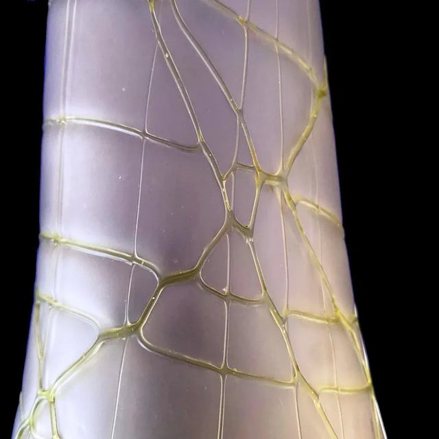 Large Art Nouveau Pallme-König Iridescent and Veined Glass Vase, Austria, 1900s For Sale - Image 3 of 9