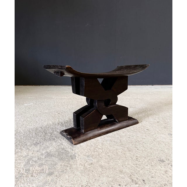 Handcarved Ashanti Tribal Stool, Africa, 1950s For Sale - Image 3 of 17