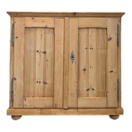 Rustic Buffet in Spruce Wood For Sale