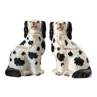 Rare Pair of Antique English Staffordshire King Charles Disraeli Spaniels For Sale