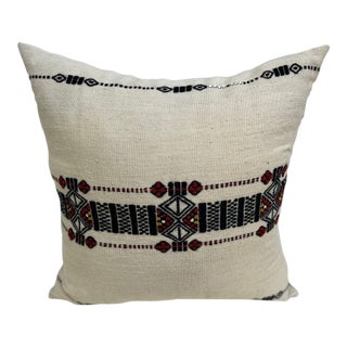 Early 20th Century A Good Pillow With Tribal Motifs For Sale