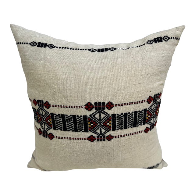 Early 20th Century A Good Pillow With Tribal Motifs For Sale
