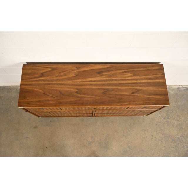 Wood Drexel Heritage Mid-Century Modern Hollywood Regency Campaign Walnut Dresser or Credenza, 1970s For Sale - Image 7 of 16