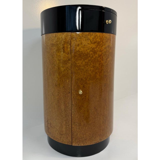 Italian Cylindrical Cabinet in Reconstituted Wood Veneer, 1980s For Sale - Image 4 of 13