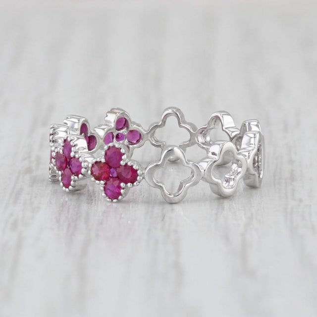 0.78ctw Ruby Flower Ring 18k White Gold Stackable Size 6.5 Band For Sale - Image 4 of 8