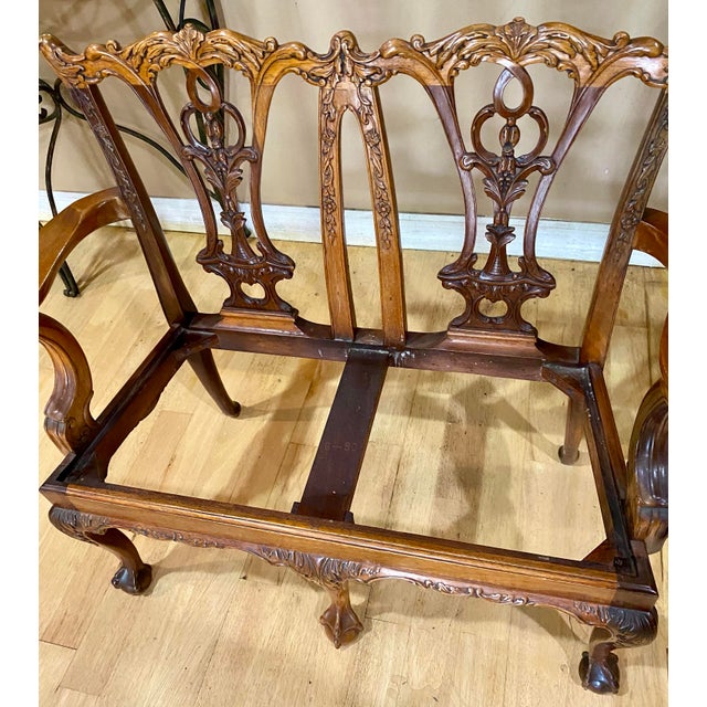VTG 1970s Georgian Furnishing Co. Chippendale Hand-Carved Mahogany Child Settee For Sale - Image 10 of 12
