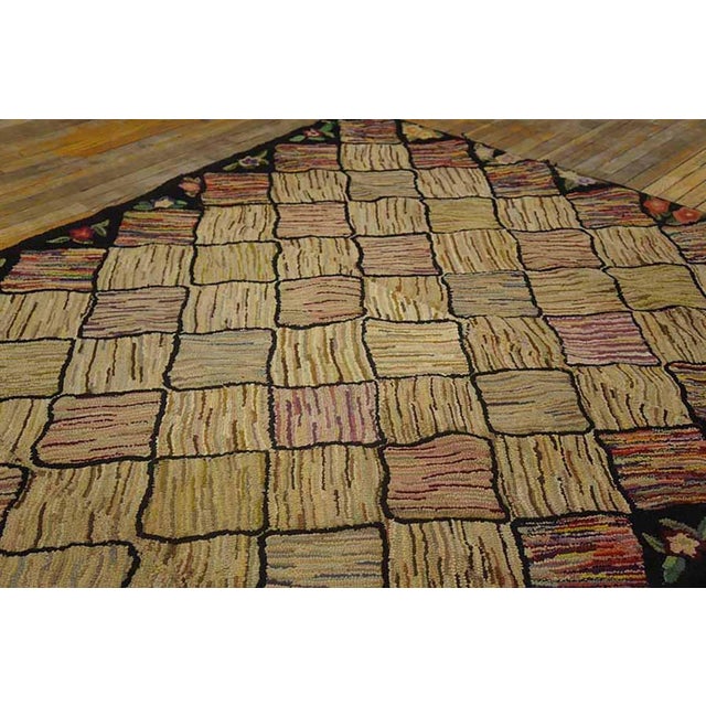 Early 20th Century American Hooked Rug ( 5'10"x 9'3" - 178 x 282 )