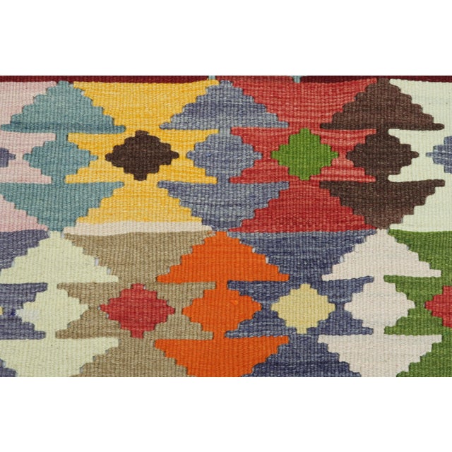 Vintage Turkish Kilim Rug-5′6″ × 7′10″ For Sale - Image 9 of 13