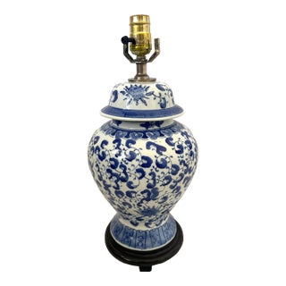 Blue & White Ginger Jar Table Lamp For Sale