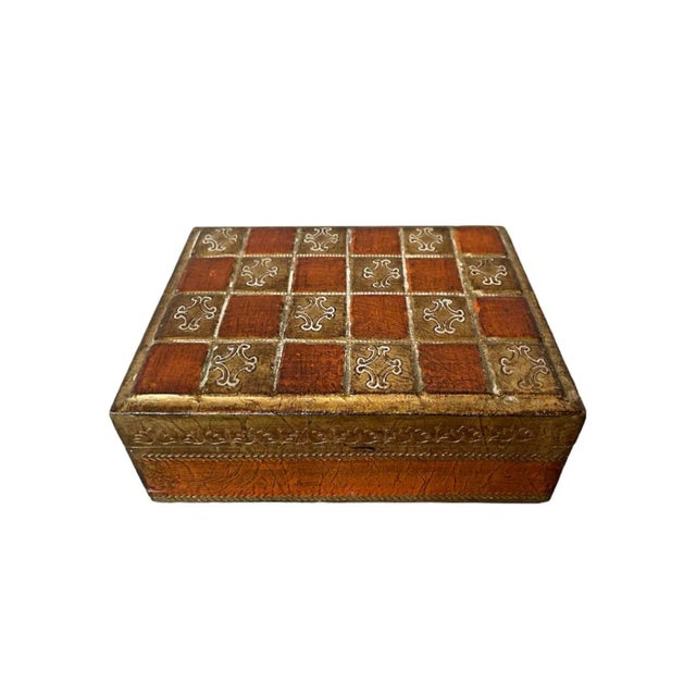 Mid 20th Century Paint Decorated Florentine Boxes - 2 For Sale In Atlanta - Image 6 of 9