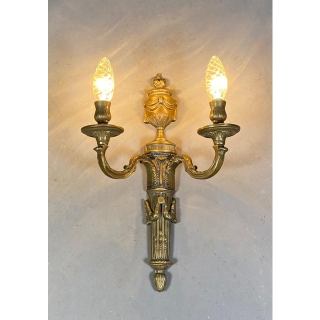 Large Antique French Wall Sconce in Bronze, 1890s For Sale - Image 5 of 15