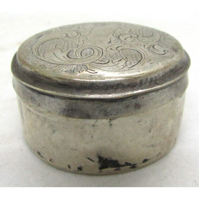 Mid 19th Century Antique Engraved Sterling Silver Round Pill Box For Sale In Miami - Image 6 of 6