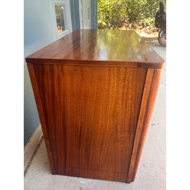 1940s 1940s Saginaw Furniture Shops "Expandomatic" Mahogany Desk-to-Dining Table For Sale - Image 5 of 18