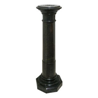 19th Century Marble Column in Green Marble For Sale