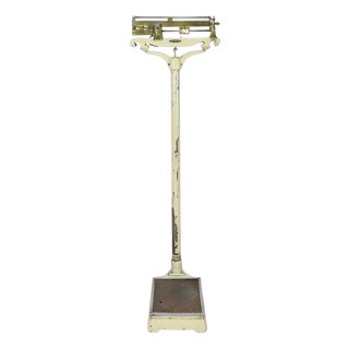 1920s Doctors' Medical Scale Mechanical Stand Up with Weights For Sale