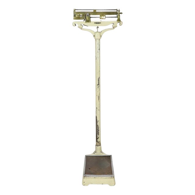 1920s Doctors' Medical Scale Mechanical Stand Up with Weights For Sale